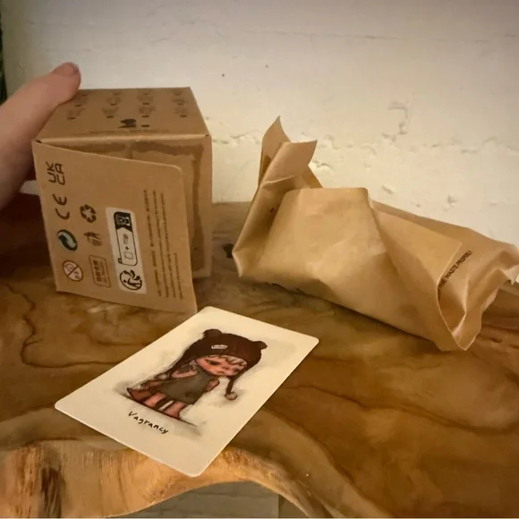 Hirono The Other One (Vagrancy) Pop Mart - Picture 3 of 3